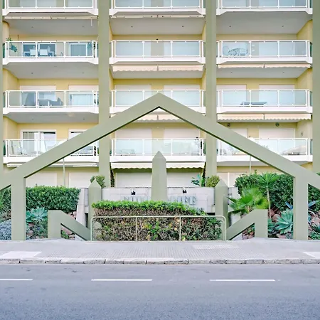 Golden Life-7 By Interhome